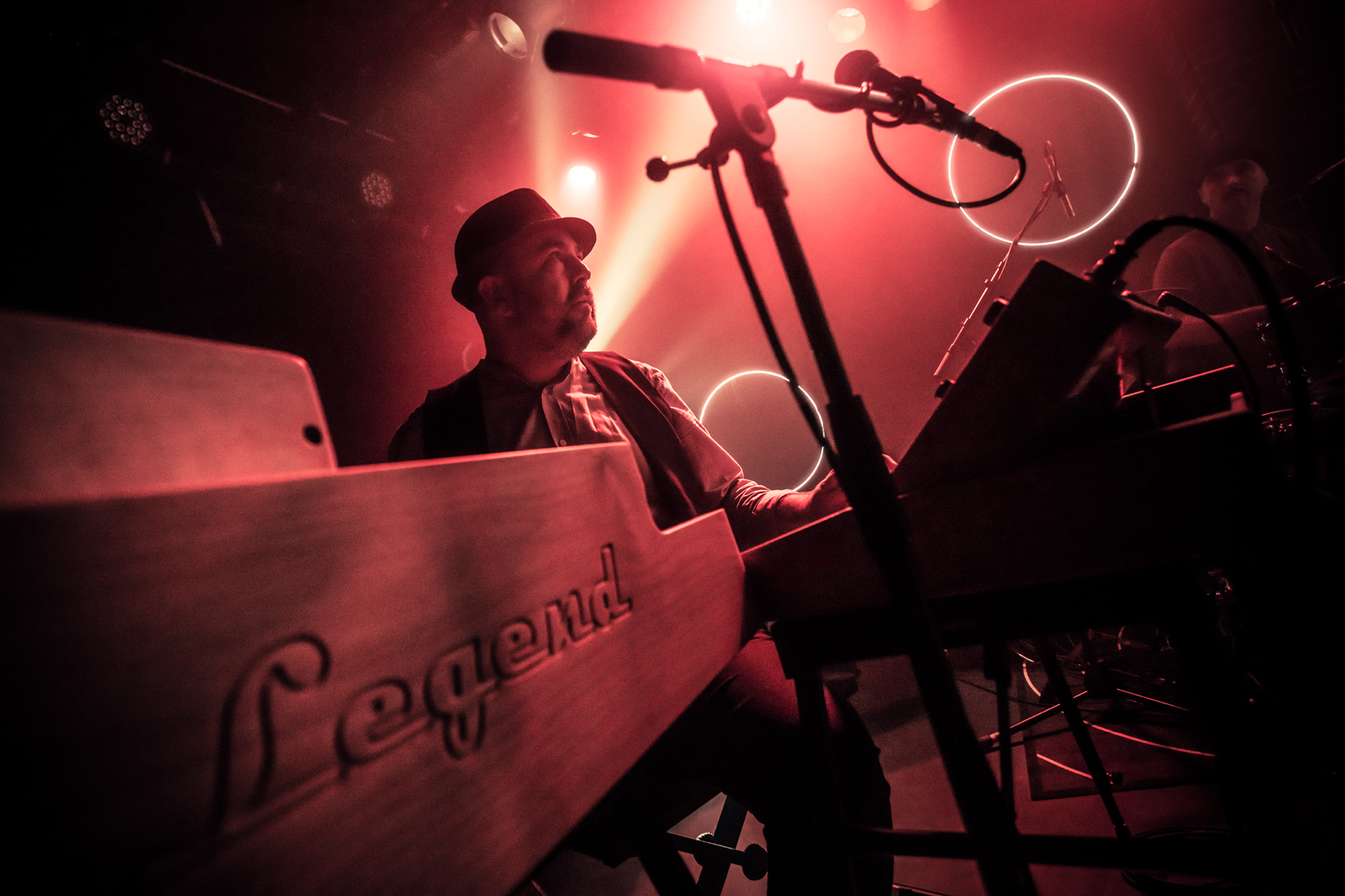 Robyn Bennett live — La Maroquinerie